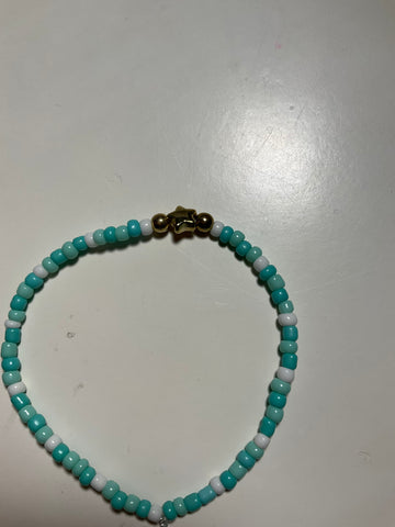 Maddy's Seedbead bracelet