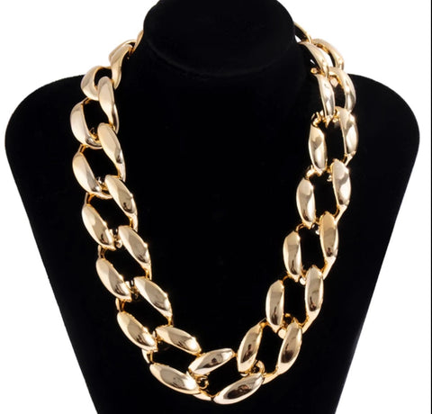 curb link chunky necklace