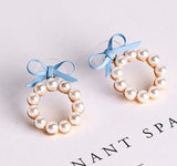 The mini Bow & Pearl earring