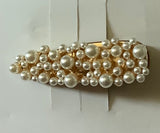 The Pretty Pearl hair clip